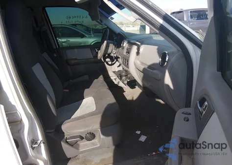 2005 Ford Expedition Xls from USA, damaged, VIN 1FMPU13535LA43944